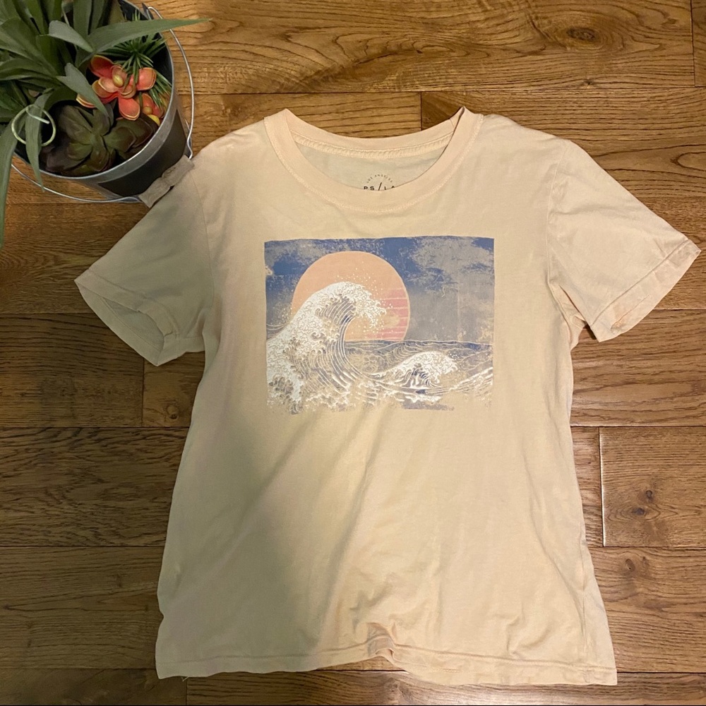 PacSun wave graphic Tee💙
